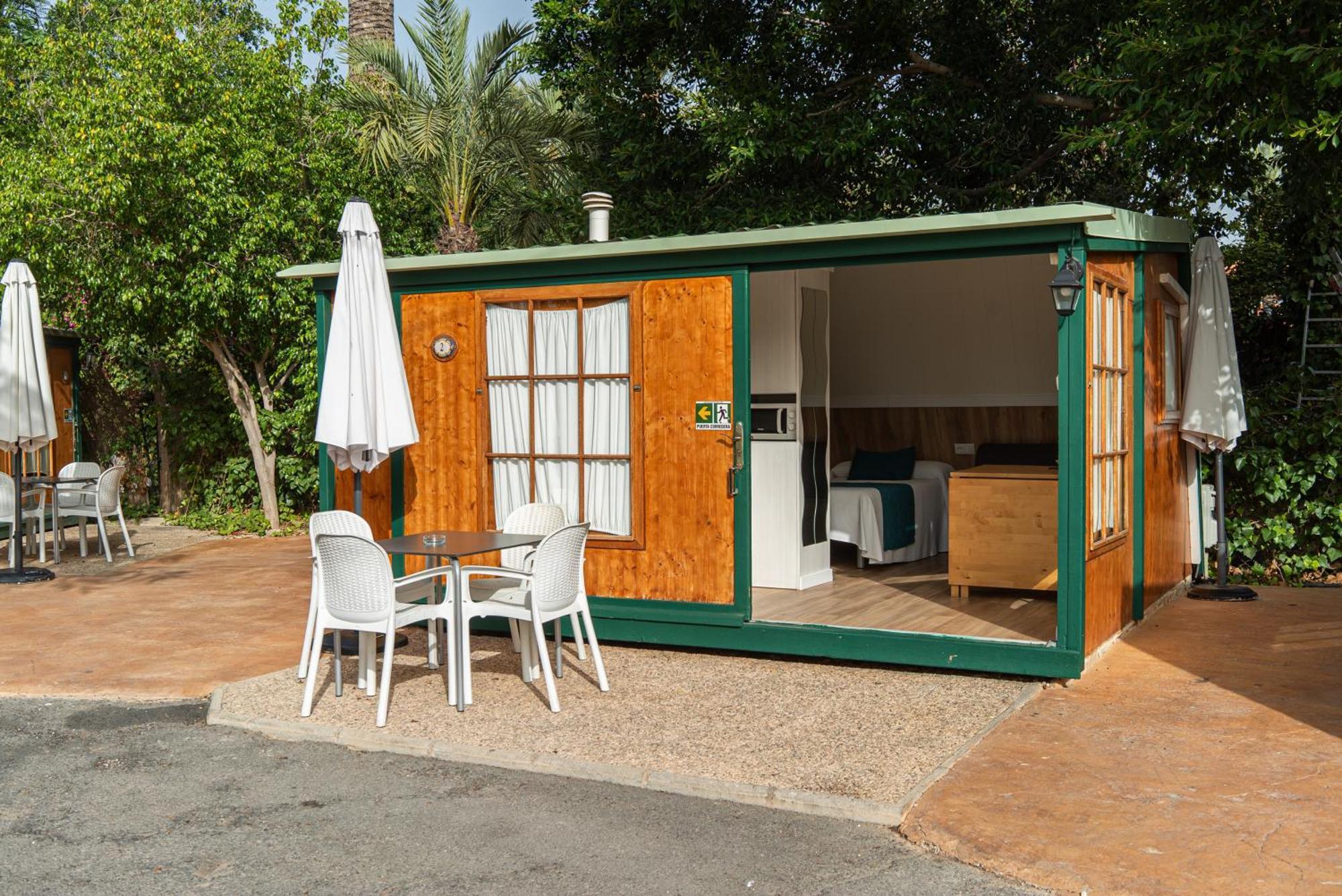 Camping Las Palmeras Crevillente Exterior photo
