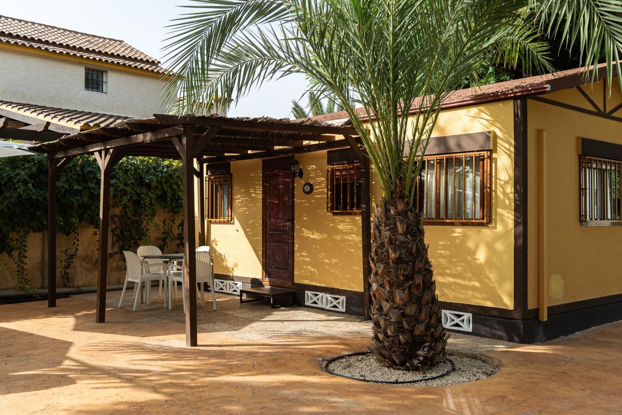 Camping Las Palmeras Crevillente Exterior photo